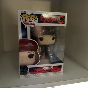 Stranger Things Robin 1299 Funko Pop